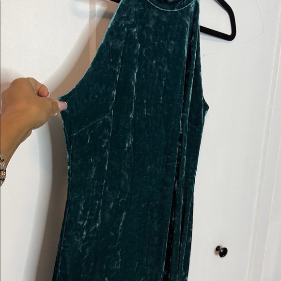 Cynthia Steffe Green Teal Eucalyptus Velvet Halter high Neck Dress - US 6 - Picture 3 of 5